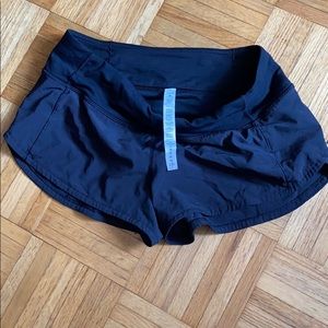 Lululemon Speed Short sz 4